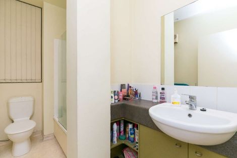 Photo of property in Hume House, 19/152u The Terrace, Wellington Central, Wellington, 6011