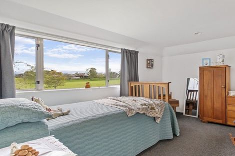 Photo of property in 6 Portland Street, Welcome Bay, Tauranga, 3112