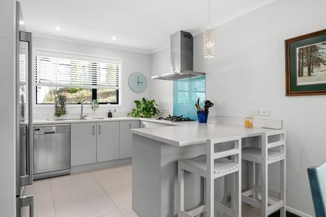 Photo of property in 49 Shrule Place, Huntington, Hamilton, 3210