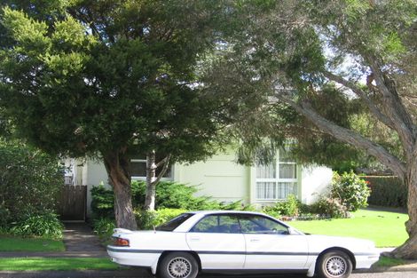 Photo of property in 2/26 Mccrystal Avenue, Bucklands Beach, Auckland, 2012