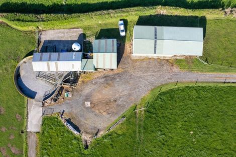 Photo of property in 306 Pungarehu Road, Pungarehu, 4685