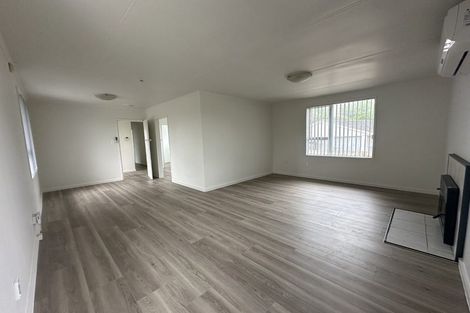 Photo of property in 8 Dennis Road, Papatoetoe, Auckland, 2025