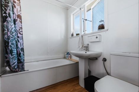 Photo of property in 39 Maria Place, Turangi, 3334