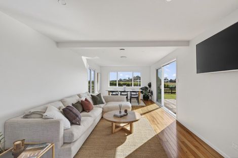 Photo of property in 29 Matarikoriko Road, Brixton, Waitara, 4382