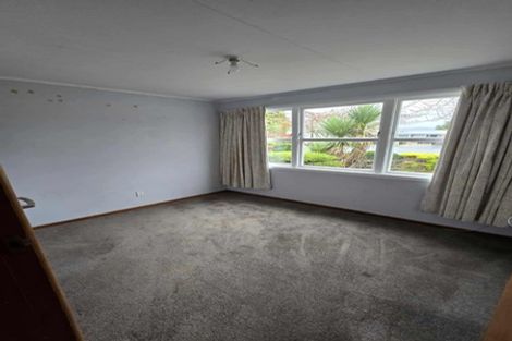 Photo of property in 33 Mountbatten Grove, Clouston Park, Upper Hutt, 5018