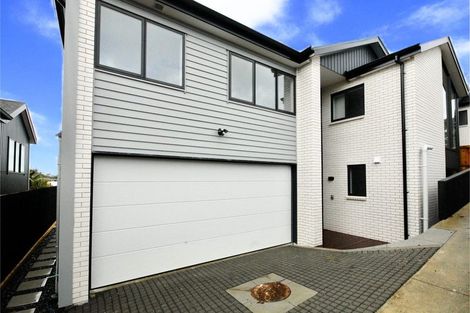 Photo of property in 9b Arran Road, Browns Bay, Auckland, 0630