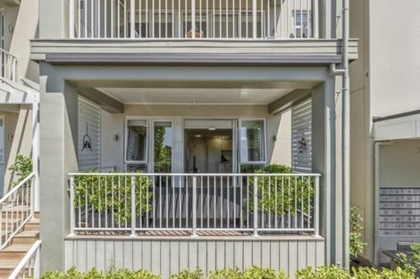 Photo of property in 6 Rewa Rewa Lane, Orewa, 0931