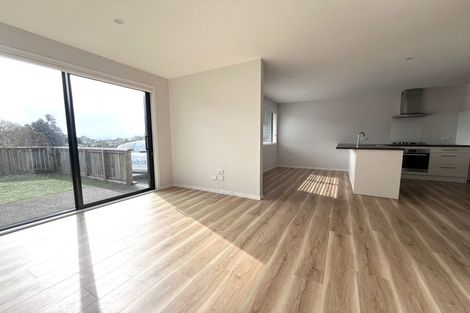 Photo of property in 6e Huia Street, Tawa, Wellington, 5028