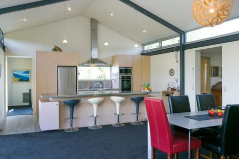 Photo of property in 129 Richmond Road, Brixton, New Plymouth, 4373
