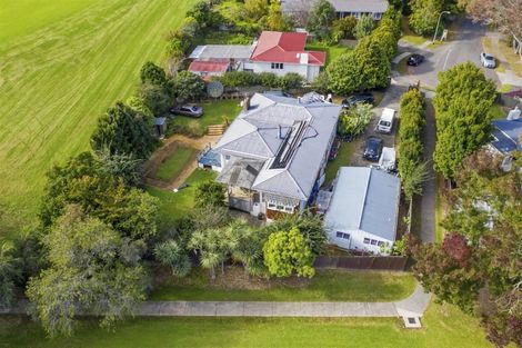 Photo of property in 7 Cindy Place, Pakuranga, Auckland, 2010