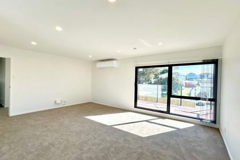 Photo of property in 66 Casuarina Road, Half Moon Bay, Auckland, 2012