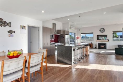Photo of property in 4 Motutere Place, Ohope, 3121