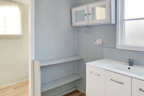 Photo of property in 46 Pratt Avenue, Foxton Beach, Foxton, 4815