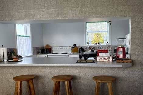 Photo of property in 29 Churchill Crescent, Tawhero, Whanganui, 4501