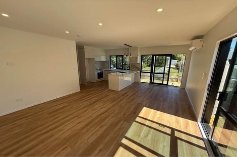 Photo of property in 7a Challinor Street, Pakuranga, Auckland, 2010
