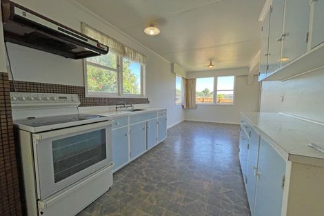 Photo of property in 50 Kimberley Grove, Westbrook, Palmerston North, 4412