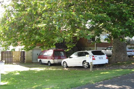 Photo of property in 52 Crawford Avenue, Mangere Bridge, Auckland, 2022