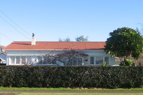 Photo of property in 5 Liverpool Street, Papakura, 2110