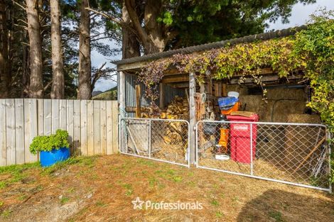 Photo of property in 1712 State Highway 2, Kaitoke, Upper Hutt, 5018