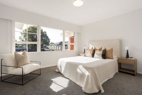 Photo of property in 2 Bowen Place, St Andrews, Hamilton, 3200