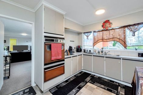 Photo of property in 4202a/2 Great North Road, Glendene, Auckland, 0602