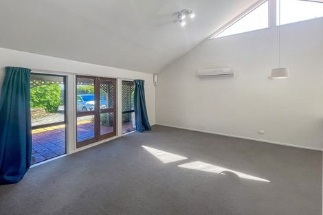 Photo of property in 106b Richmond Street, Petone, Lower Hutt, 5012