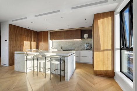 Photo of property in 61 Mcindoe Road, Kumeu, 0810