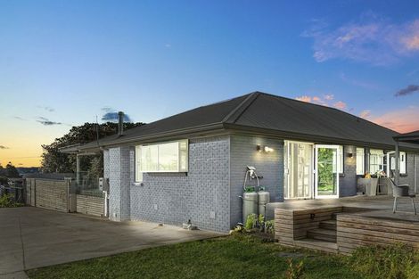 Photo of property in 57a Mcintyre Road, Mangere Bridge, Auckland, 2022