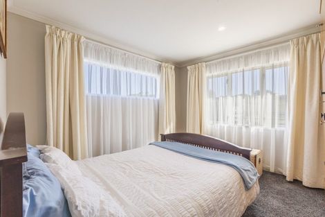 Photo of property in 102a Racecourse Road, Waiuku, 2123