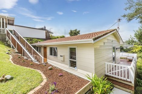 Photo of property in 17 The Sounding, Whitby, Porirua, 5024