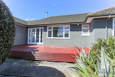 Photo of property in 32 Vagues Road, Northcote, Christchurch, 8052