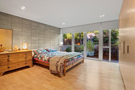 Photo of property in 44-46 Park Street, Queenstown, 9300