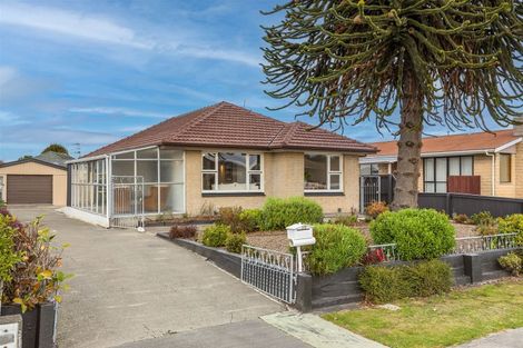 Photo of property in 39 Witham Street, Hornby, Christchurch, 8042