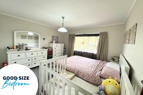 Photo of property in 2/4 Illana Place, Ranui, Auckland, 0612