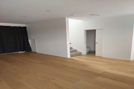 Photo of property in 89 Waipuhinui Way, Wiri, Auckland, 2104