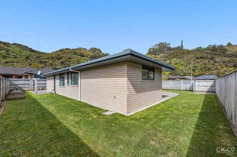 Photo of property in 3 Boleyn Close, Kingsley Heights, Upper Hutt, 5018