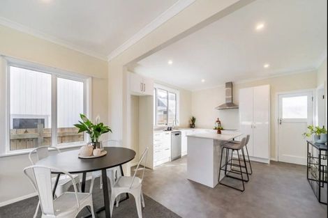 Photo of property in 56 Brentwood Street, Trentham, Upper Hutt, 5018