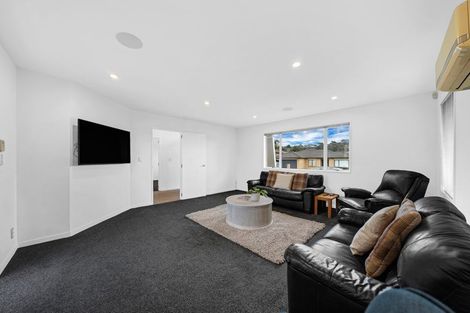 Photo of property in 10 Sapperton Drive, Henderson, Auckland, 0612