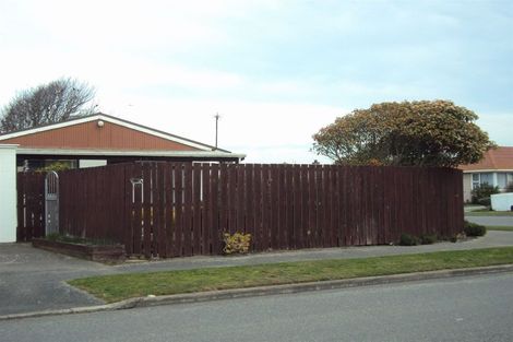 Photo of property in 122 Effingham Street, North New Brighton, Christchurch, 8083
