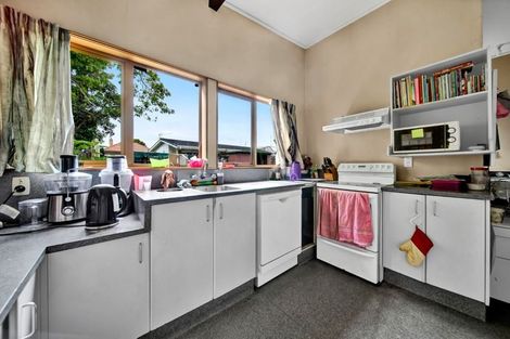 Photo of property in 3a Julian Place, Westown, New Plymouth, 4310