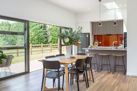 Photo of property in 6b James Kidd Place, Greytown, 5712