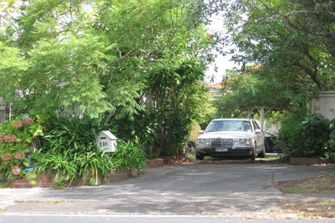 Photo of property in 1/116 East Coast Road, Forrest Hill, Auckland, 0620