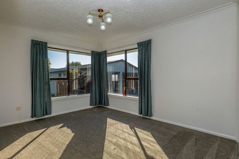 Photo of property in 10 Masham Road, Broomfield, Christchurch, 8042