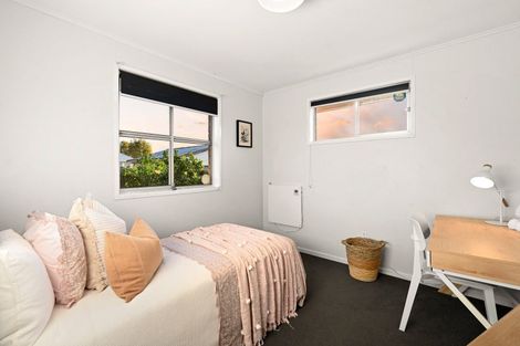 Photo of property in 102 Browning Street, Leamington, Cambridge, 3432