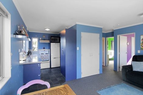 Photo of property in 11 Low Avenue, Foxton Beach, Foxton, 4815