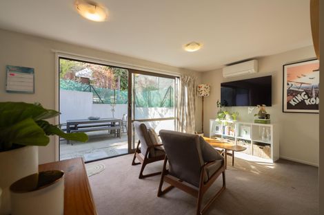 Photo of property in 8 Devon Street, Arrowtown, 9302