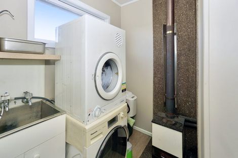 Photo of property in 37 Harris Street, Te Puke, 3119