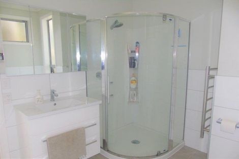Photo of property in 118a Nicholson Road, Khandallah, Wellington, 6035