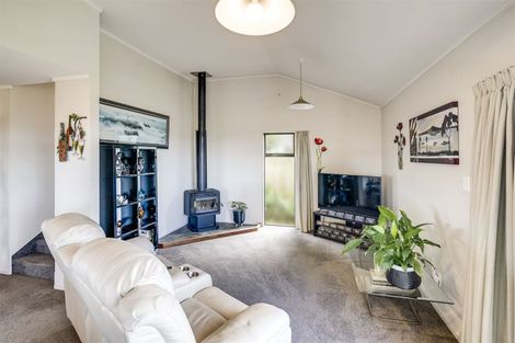 Photo of property in 89a Churchill Drive, Taradale, Napier, 4112
