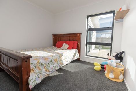 Photo of property in 46 Rochdale Drive, Churton Park, Wellington, 6037
